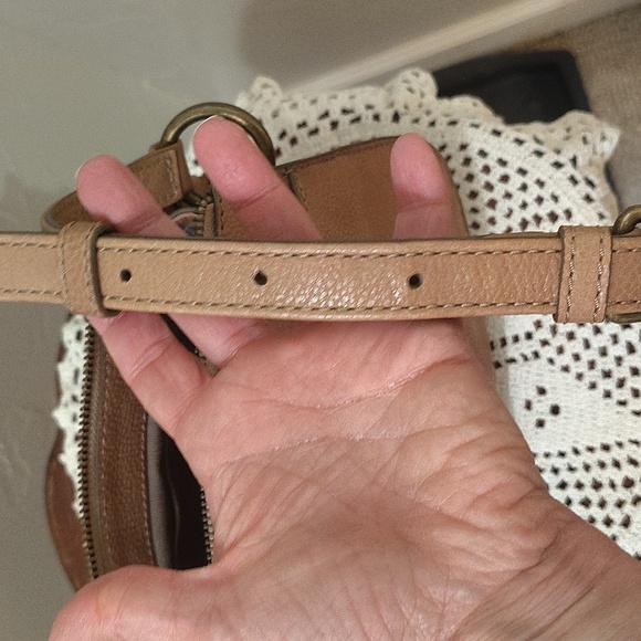 FRYE Meadow Mini Brown Crossbody Adjustable Strap Braided Detail 3 Compartments - Picture 10 of 15